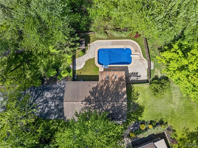 60 Furniss Station Road, Oswego, NY 13126