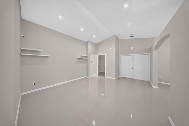 536 SW Indian Key Drive, Port St. Lucie, Port St Lucie, FL 34986