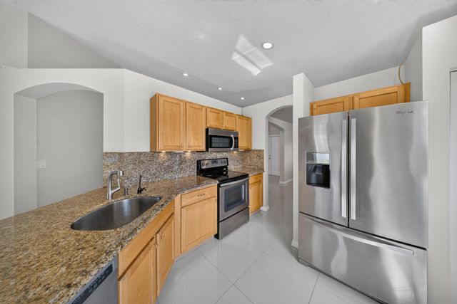 536 SW Indian Key Drive, Port St. Lucie, Port St Lucie, FL 34986