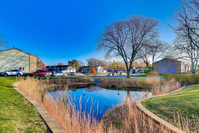 1507 Clearwater Lane, Wheeling, IL 60090