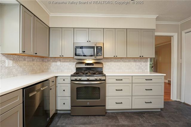 5148 Big Tyler Road, Charleston, WV 25313