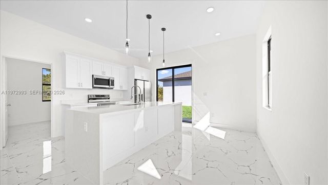 1141 Barfield ST E, Lehigh Acres, FL 33974