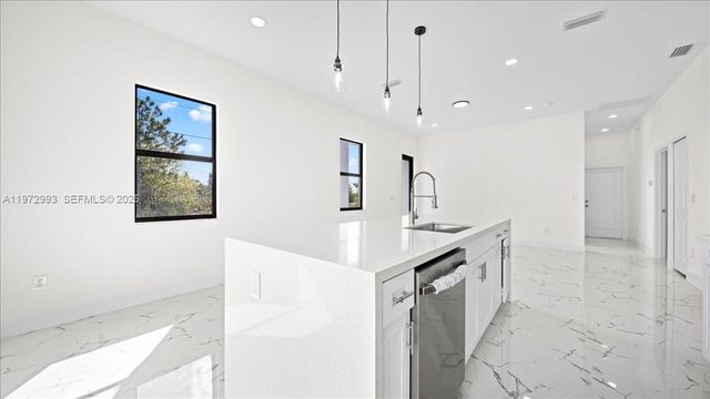 1141 Barfield ST E, Lehigh Acres, FL 33974