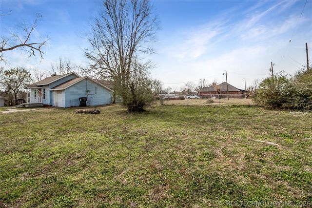 1916 W Union Place, Collinsville, OK 74021