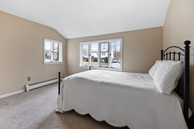 8 Mayflower Drive, Stoneham, MA 02180