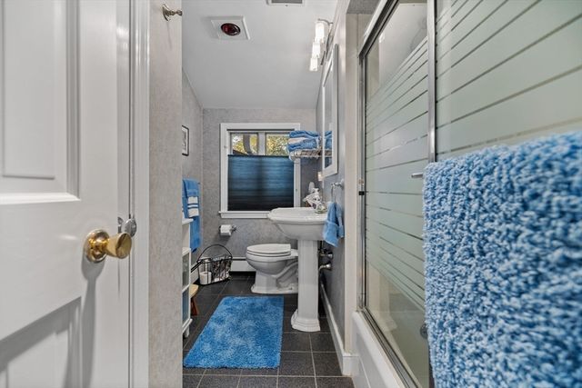 8 Mayflower Drive, Stoneham, MA 02180