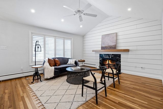 8 Mayflower Drive, Stoneham, MA 02180