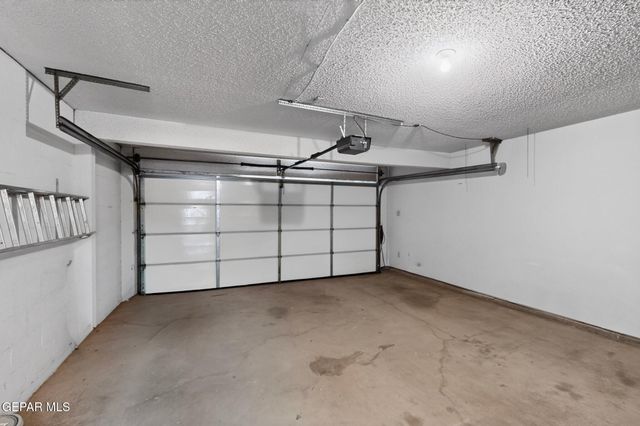 3220 ISLA MORADA Drive, El Paso, TX 79925