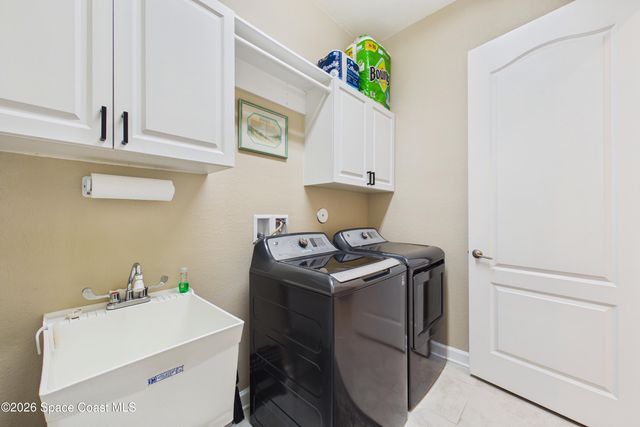 2950 Treasure Cay Lane, Melbourne, FL 32940