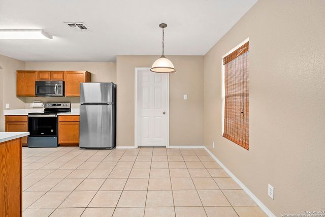 5919 Barton, San Antonio, TX 78249