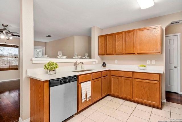 5919 Barton, San Antonio, TX 78249