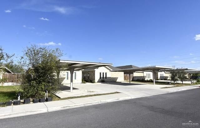 4904 N Hiawatha Drive, Pharr, TX 78577