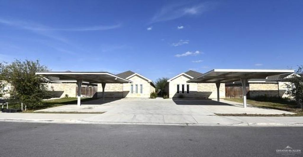 4904 N Hiawatha Drive, Pharr, TX 78577