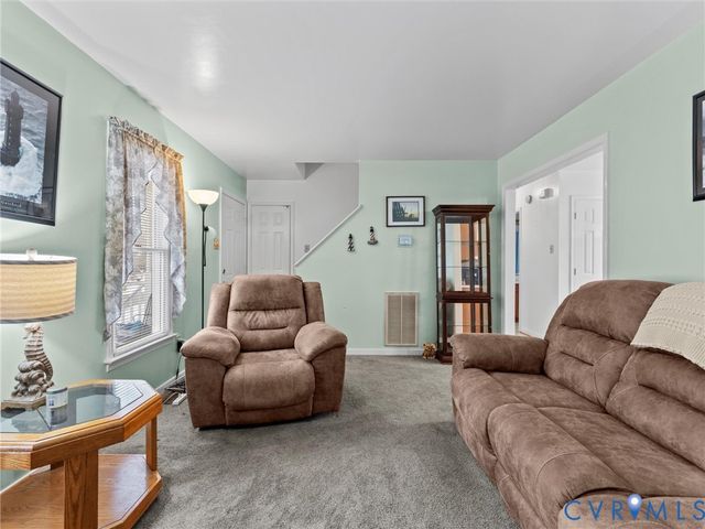 1512 Pritchard Ter, North Chesterfield, VA 23235