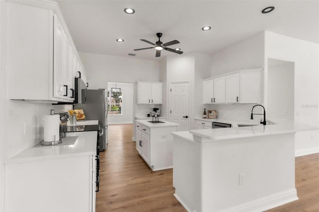 39634 HARBOR HILLS BLVD BOULEVARD, Lady Lake, FL 32159