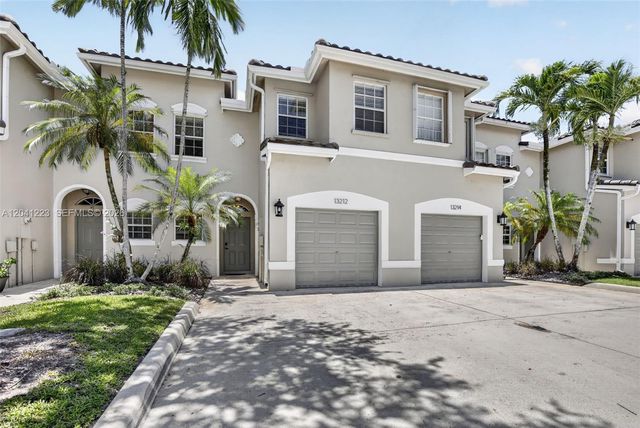 13212 NW 7th Dr, Plantation, FL 33325