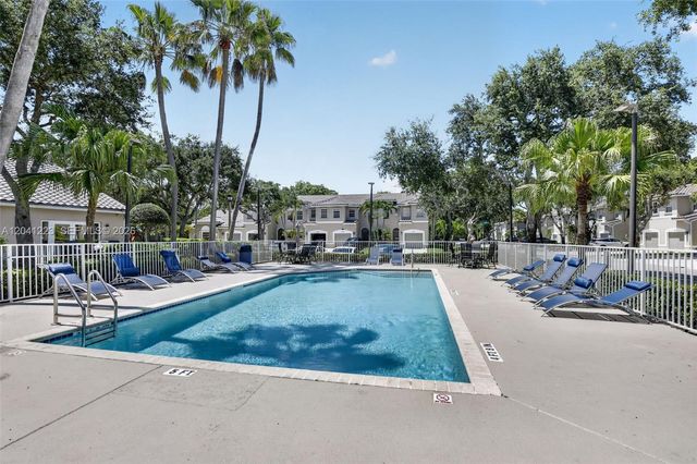 13212 NW 7th Dr, Plantation, FL 33325