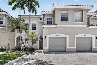 13212 NW 7th Dr, Plantation, FL 33325