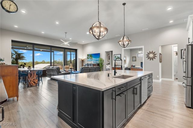 1806 Old Burnt Store RD N, Cape Coral, FL 33993