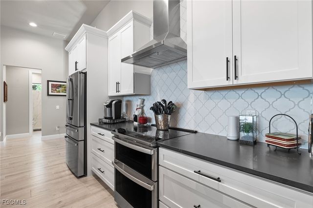 1806 Old Burnt Store RD N, Cape Coral, FL 33993