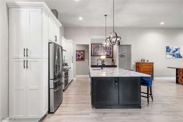 1806 Old Burnt Store RD N, Cape Coral, FL 33993