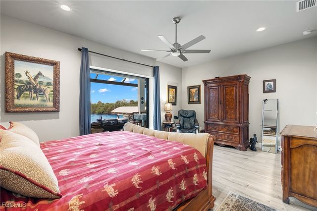 1806 Old Burnt Store RD N, Cape Coral, FL 33993