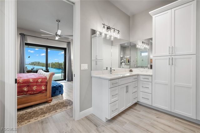 1806 Old Burnt Store RD N, Cape Coral, FL 33993