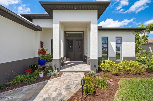 1806 Old Burnt Store RD N, Cape Coral, FL 33993