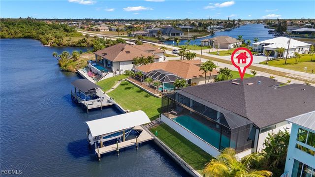 1806 Old Burnt Store RD N, Cape Coral, FL 33993