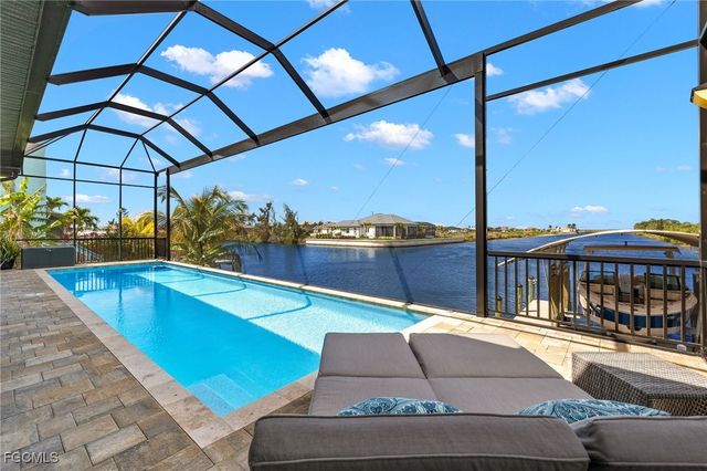 1806 Old Burnt Store RD N, Cape Coral, FL 33993