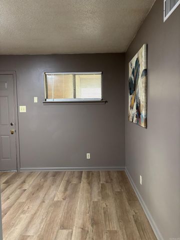 78 Somerset, North Little Rock, AR 72118