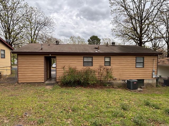 78 Somerset, North Little Rock, AR 72118