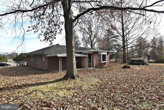 961 HARLEYSVILLE PIKE, Schwenksville, PA 19473