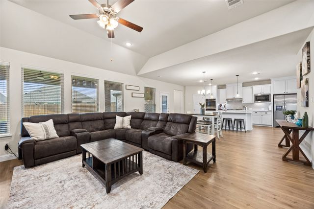 2506 Williamsburg Drive, Melissa, TX 75454