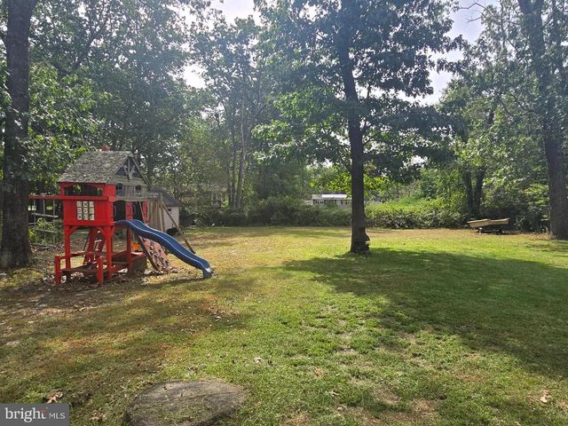 518 LOUISIANA TRL, Browns Mills, NJ 08015