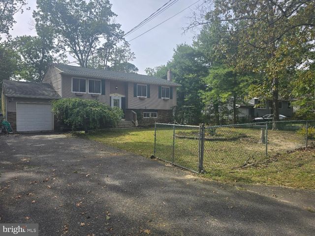 518 LOUISIANA TRL, Browns Mills, NJ 08015