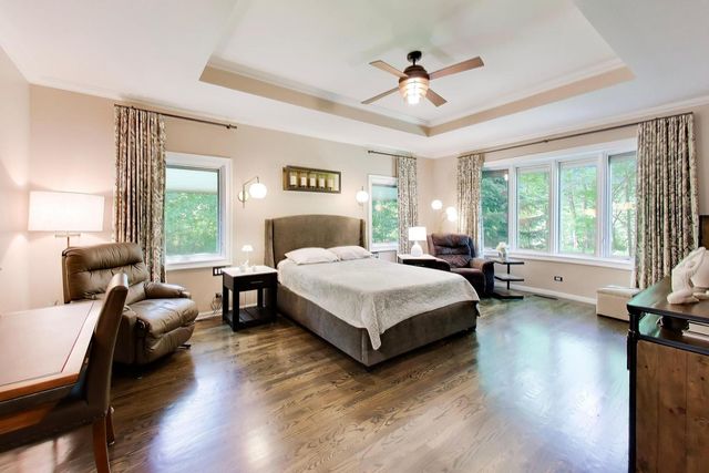 25291 N Saint Marys Road, Libertyville, IL 60048