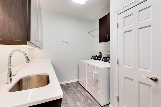 25291 N Saint Marys Road, Libertyville, IL 60048