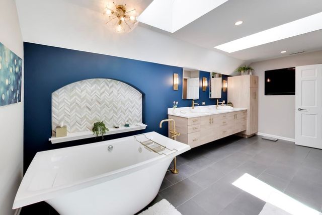 25291 N Saint Marys Road, Libertyville, IL 60048