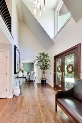 25291 N Saint Marys Road, Libertyville, IL 60048
