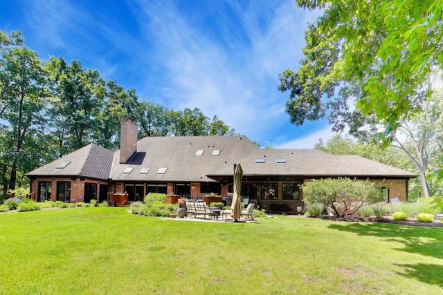 25291 N Saint Marys Road, Libertyville, IL 60048