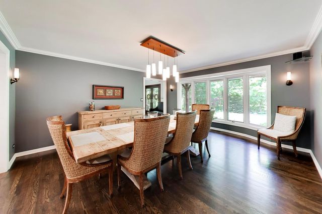 25291 N Saint Marys Road, Libertyville, IL 60048