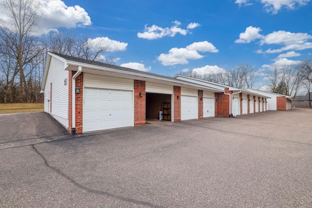 6333 Alderwood Circle B, Woodbury, MN 55125