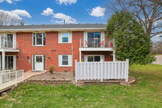 6333 Alderwood Circle B, Woodbury, MN 55125