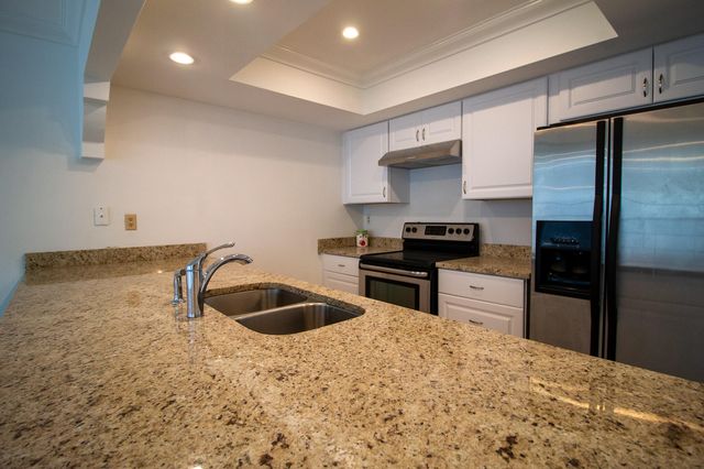 1437 White Pine Drive, Wellington, FL 33414
