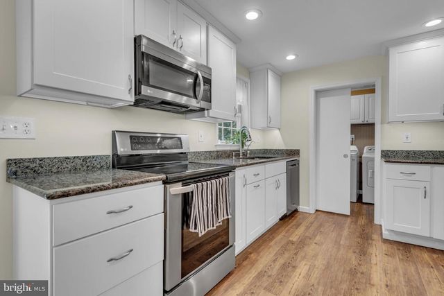 1009 BELGARDEN LN, Pasadena, MD 21122