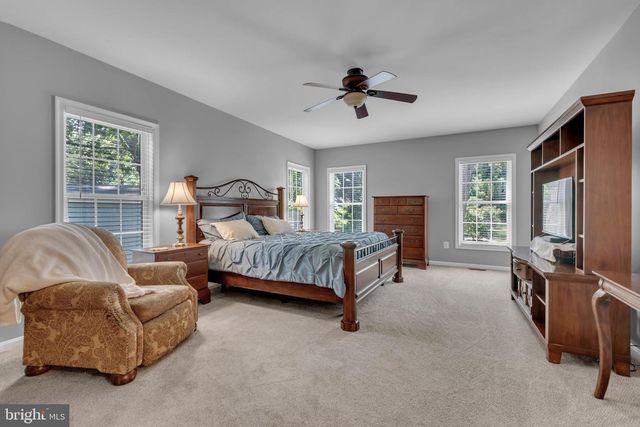 1009 BELGARDEN LN, Pasadena, MD 21122