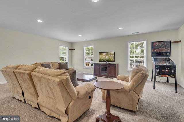 1009 BELGARDEN LN, Pasadena, MD 21122