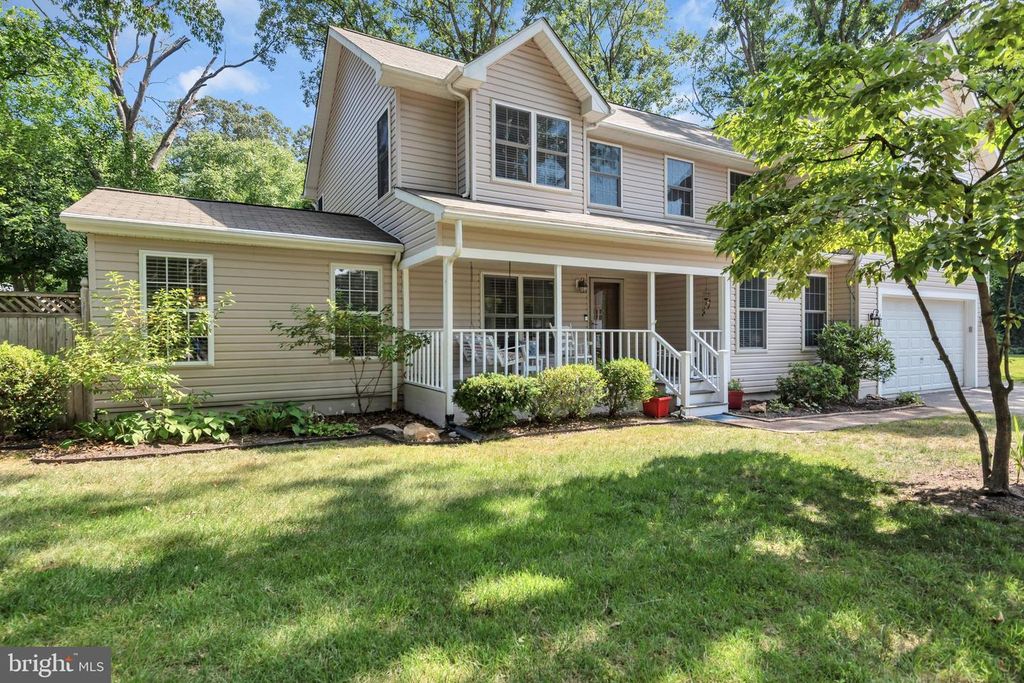 1009 BELGARDEN LN, Pasadena, MD 21122