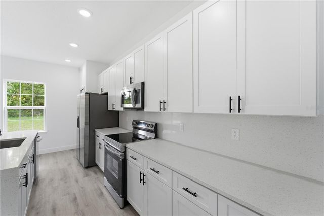 16390 SW 27TH TERRACE ROAD, Ocala, FL 34473